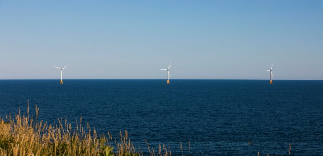 New York signs contracts for two wind farms