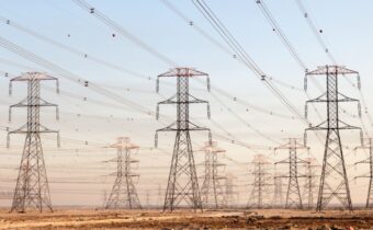 Kuwait signs $102 M loan to develop Bahrain grid